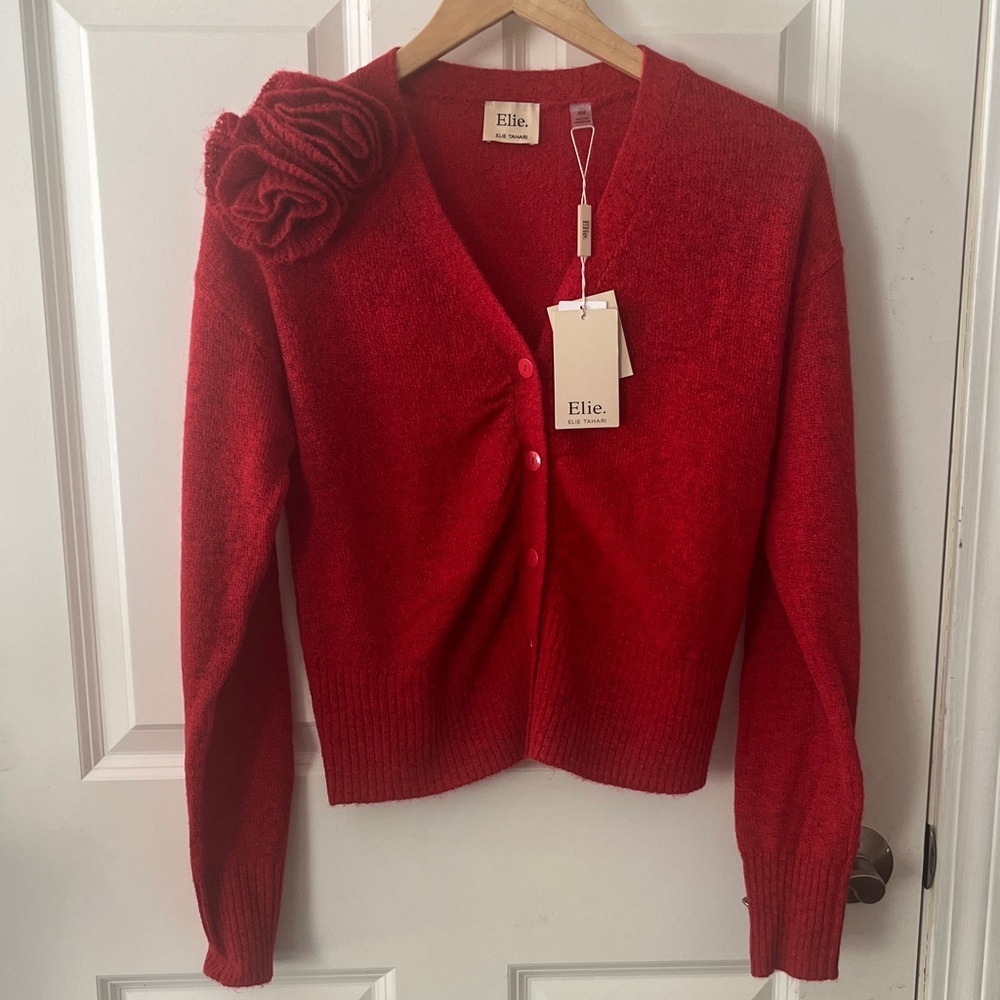 NWT Elie Tahari Red Cardigan, Floral Accent Wool blend slight puff sleeve medium